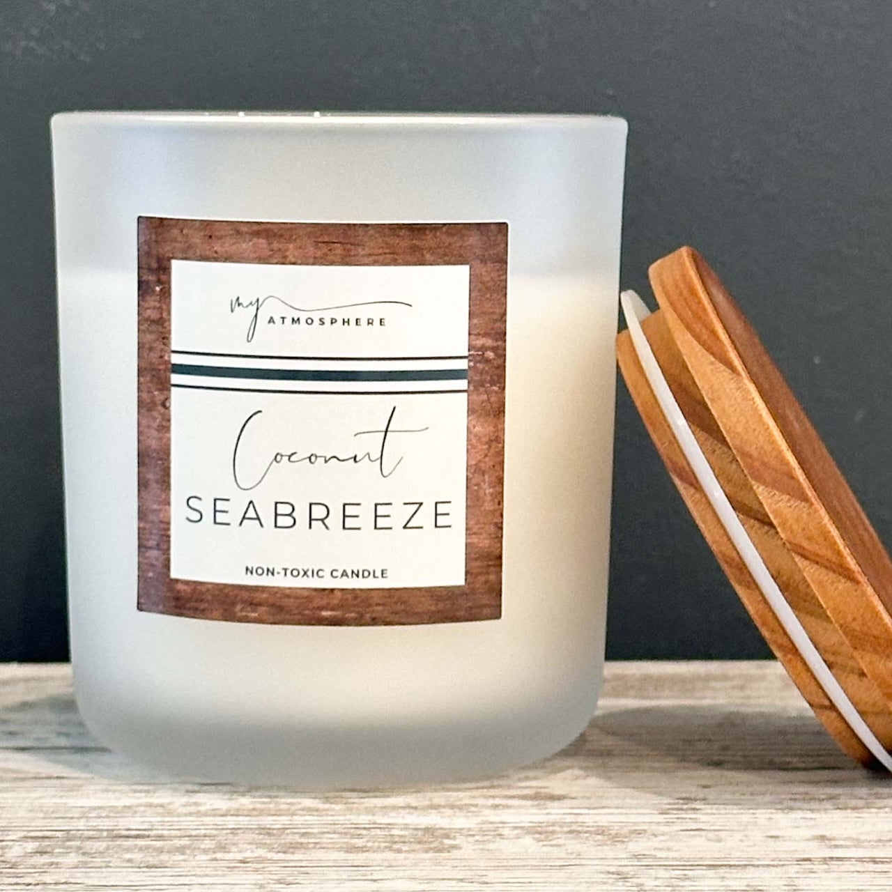 Coconut Seabreeze - 15 oz Frosted White Candle