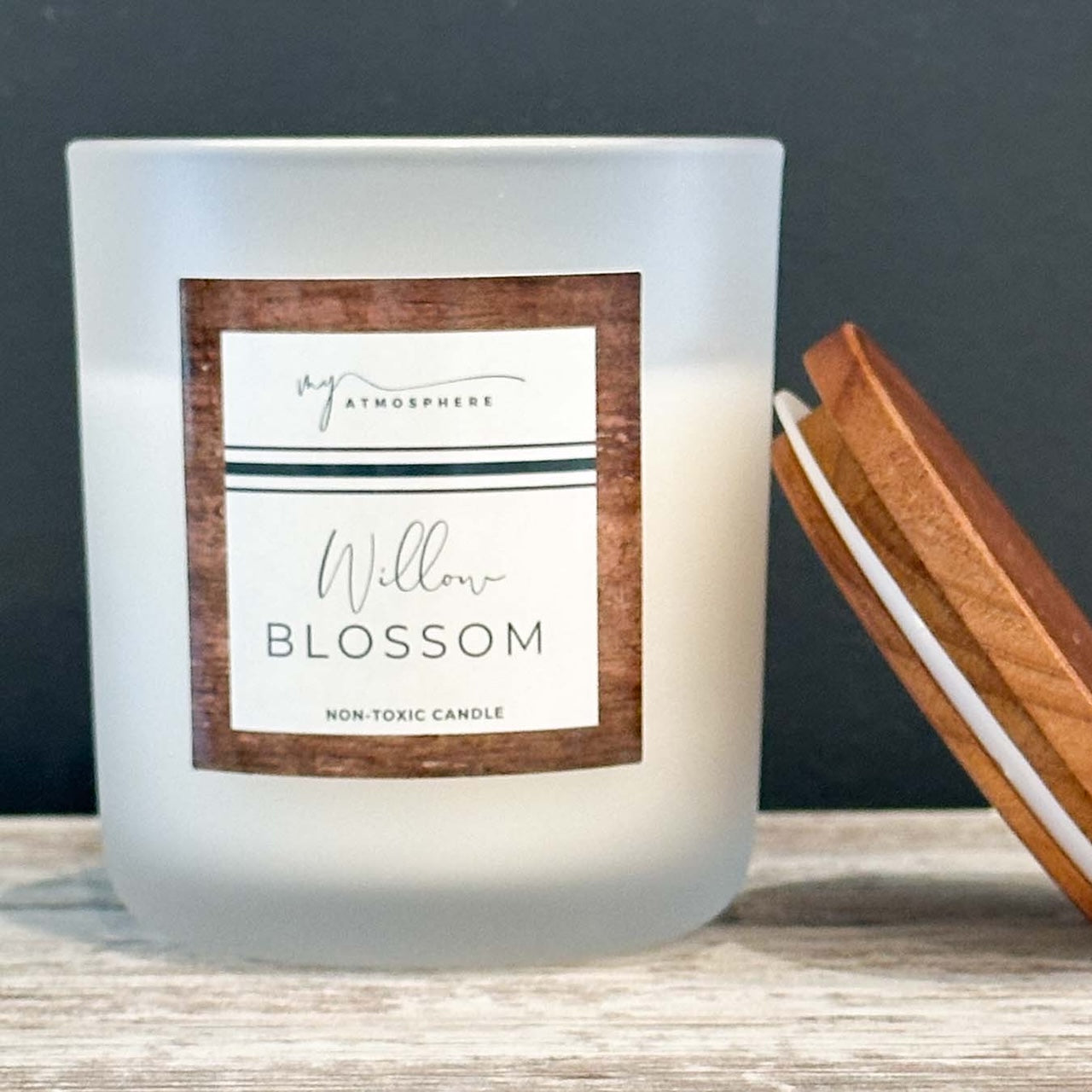 Willow Blossom - 15 oz Frosted White Candle