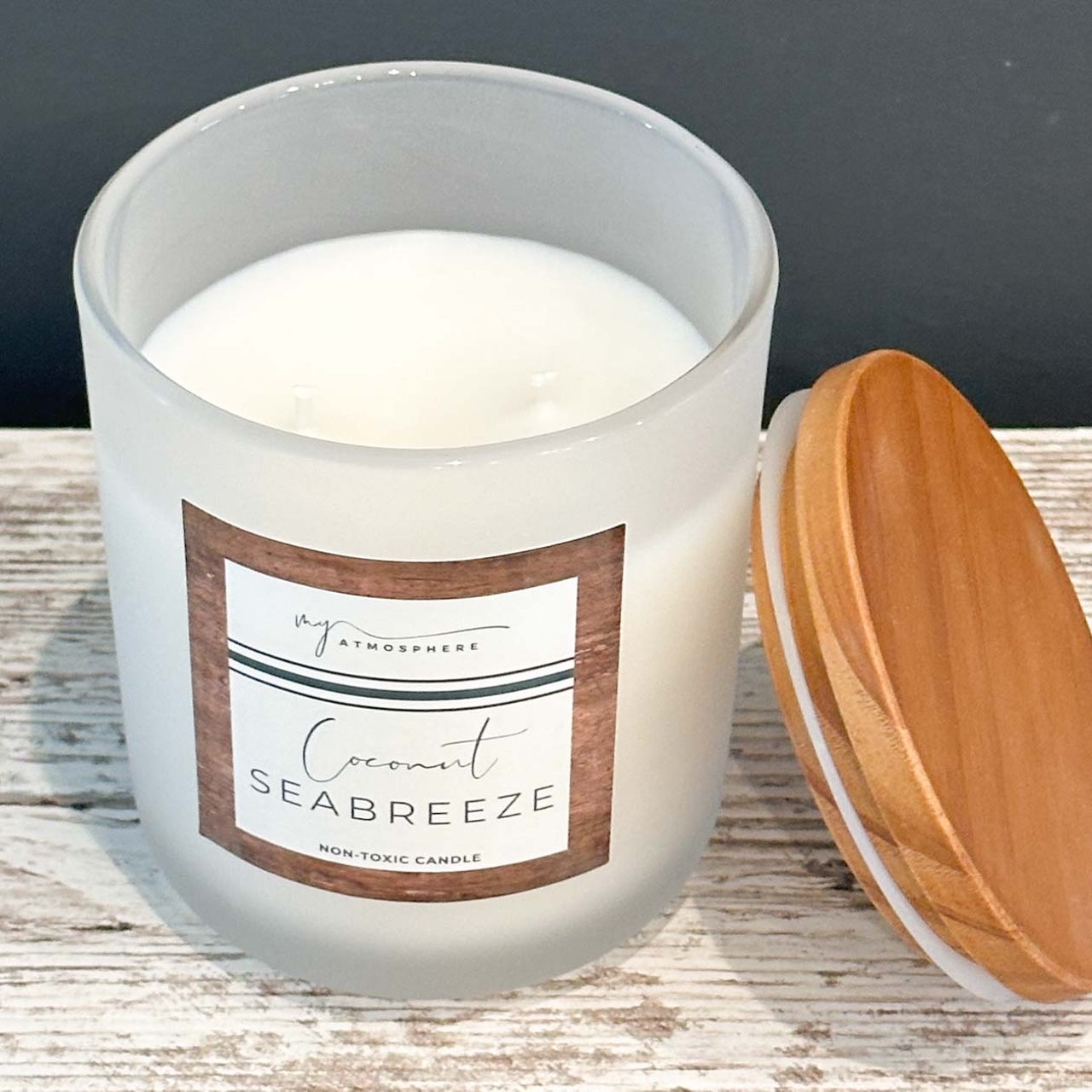 Coconut Seabreeze - 15 oz Frosted White Candle